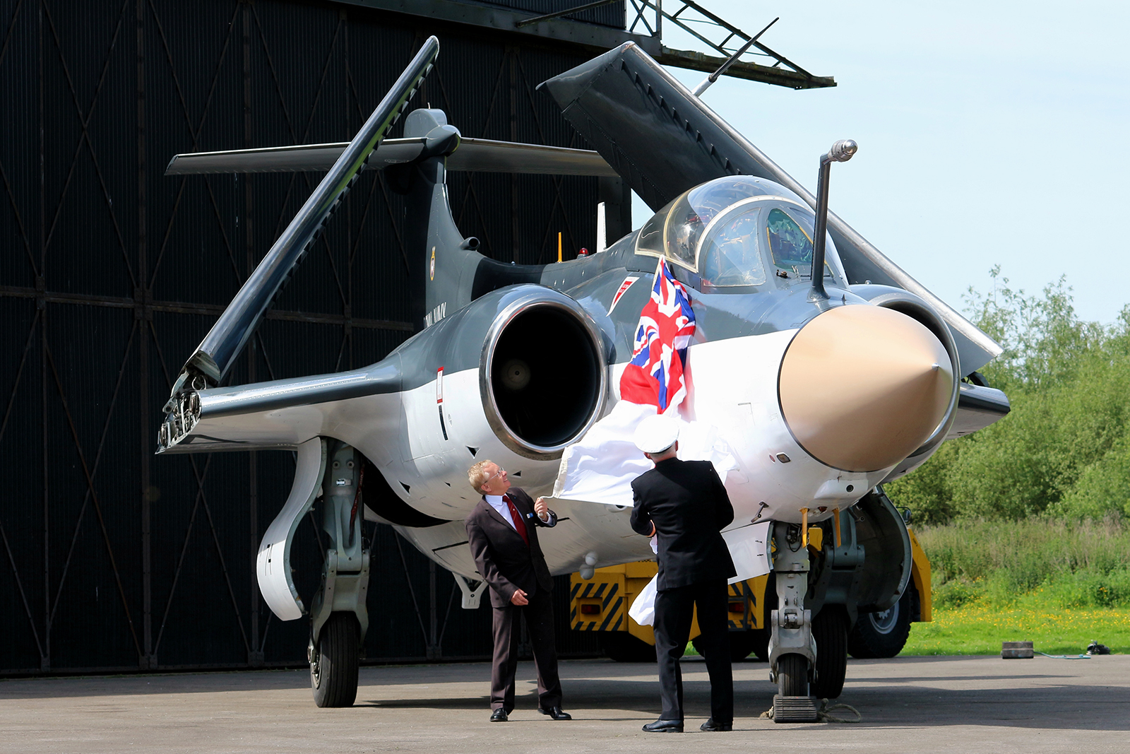 Blackburn Buccaneer S2 XN974 Unveil AeroResource
